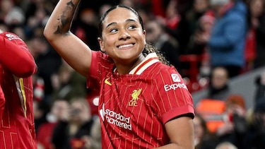 Quién es Olivia Smith, la futbolista ‘más cara’ de la historia; cómo se compara su récord con los de los futbolistas masculinos