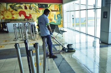 Otra vez suspenden licitación para contrato de aseo en Tocumen 