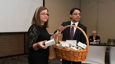 Minsa promueve canasta básica de medicamentos