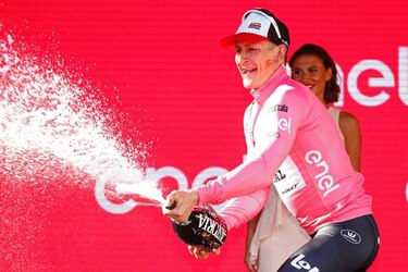 Greipel gana la segunda etapa y es líder