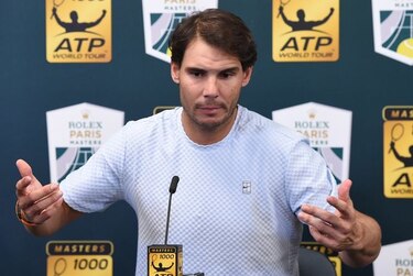 Nadal se retira del torneo de París por lesión; Djokovic será número uno
