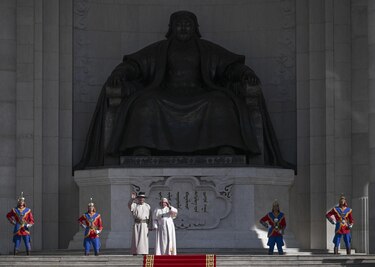 El grupo de católicos chinos que desafió a las autoridades para ir a Mongolia a ver al Papa