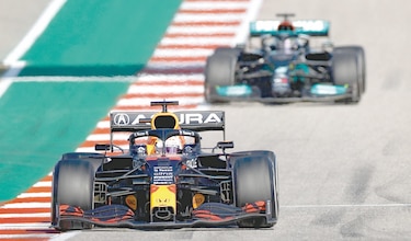 Verstappen vence  a Hamilton y se afianza en el liderato 