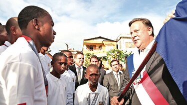 Dos actos cívicos durante celebración en Colón; Varela inaugura proyectos