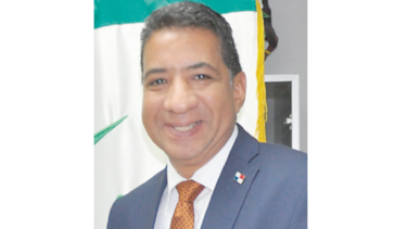 Presentan denuncia  penal contra el administrador y el exasesor de la AAUD