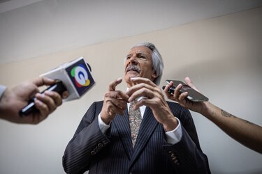 ‘Es posible que quieran detenerme de nuevo’, asegura periodista Zamora en Guatemala