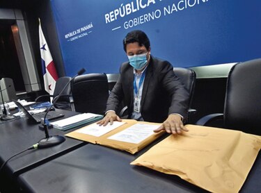 La Presidencia insiste: alquilará 107 carros en $3.3 millones