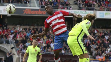 Luis Suárez marca y asiste en triunfo de Barcelona