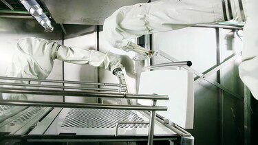 ROBOTS LIMPIAN CAMAS Y EQUIPOS HOSPITALARIOS
