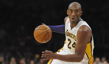 Raptors arruinan el esperado regreso de Kobe Bryant