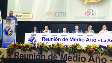 Examinan libertad de prensa