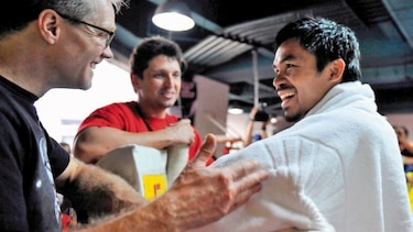 Pacquiao todavía no ha decidido quién lo entrenará