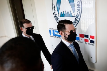 Blue Apple: ahora sigue el turno de los hermanos Martinelli Linares