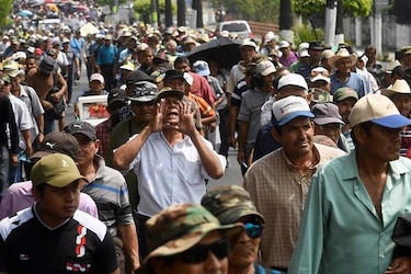 El Salvador: Trabajadores marchan contra el alto costo de la vida