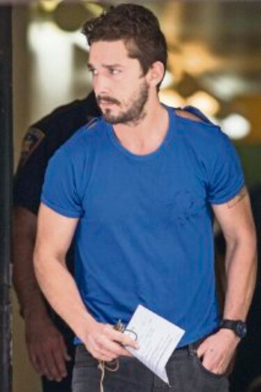 LaBeouf, detenido por alterar orden público en teatro