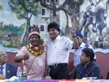 Evo Morales participa en la Cumbre de los Pueblos