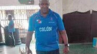La cruzada de Carlos Austin por un gimnasio