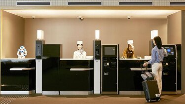 ¡Bienvenidos al hotel robótico!