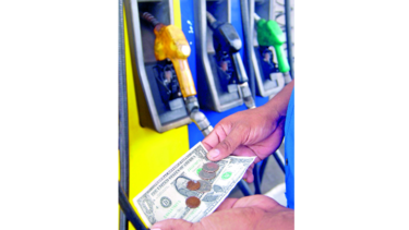 Detectan fallas en surtidores de combustibles