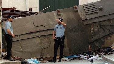 El niño de 3 años que fue rescatado del accidente del funicular de Lisboa en el que murieron 16 personas