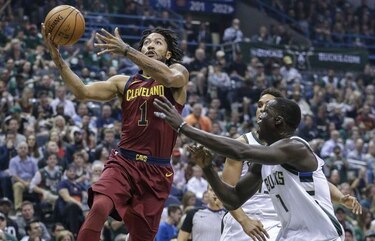 Rose regresa con Cleveland para reanudar rehabilitación