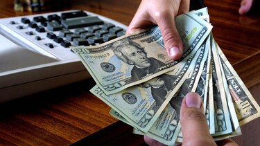 No se prevé alza de tasas en corto plazo