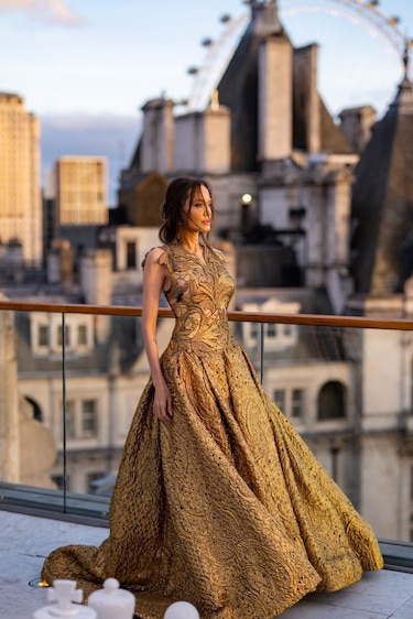 Los cinco ‘looks’ estelares de Angelina Jolie en la gira de ‘Eternals’
