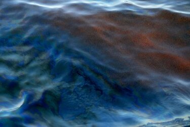 Crece ligera fuga de petróleo de yacimiento de ConocoPhillips en China