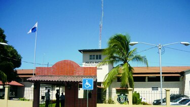Narcotraficante colombiano se evade de sala de guardia