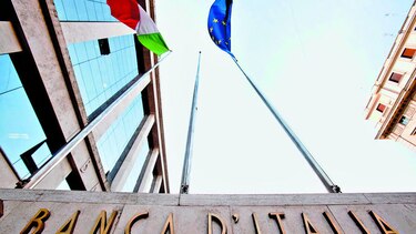 Piden revisar normas bancarias de la UE