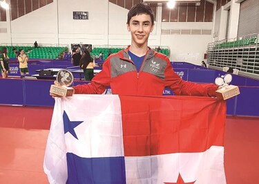 Jacobo Vahnish gana torneo regional de tenis de mesa