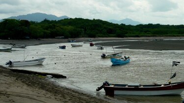 Tres pescadores continúan desaparecidos