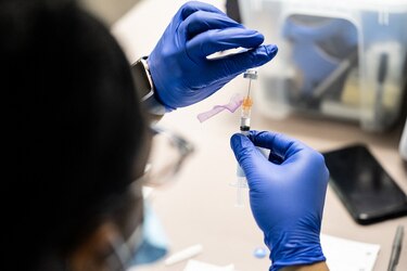 Vacuna de Johnson&Johnson es recomendada en países donde circulan las variantes de la Covid-19
