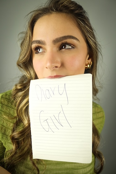 Ya salió ‘Diary Girl’, el álbum debut de la artista Yael Danon