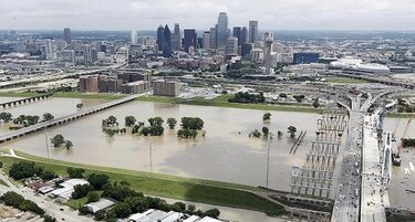 Inundaciones en Texas tras nueva ronda de tormentas