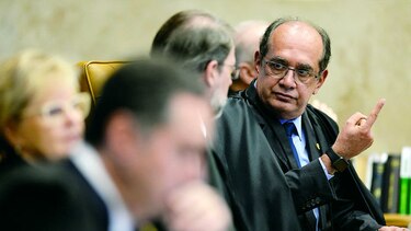 Corte posterga decisión sobre Lula