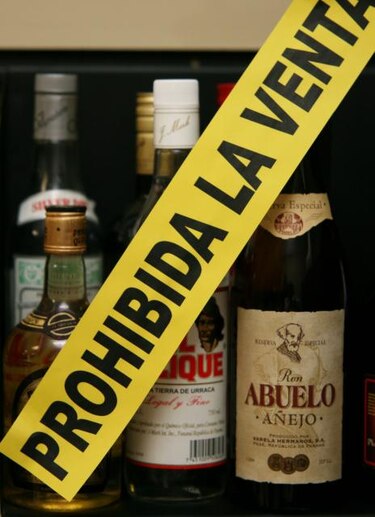 Aprueban ley que prohíbe venta de licor a mujeres embarazadas