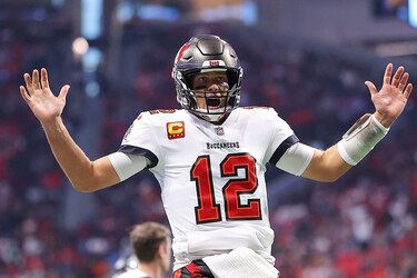 Tom Brady firma nueva jornada estelar en el fútbol americano de la NFL