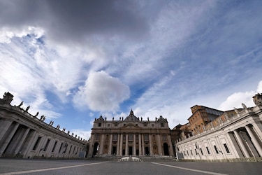 El Vaticano defiende bendiciones gays: ‘La Iglesia de hoy no es la Iglesia de hace 2,000 años’