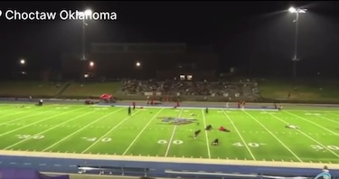 Muere un adolescente en un tiroteo durante un partido de ‘football’ americano en un instituto de Estados Unidos