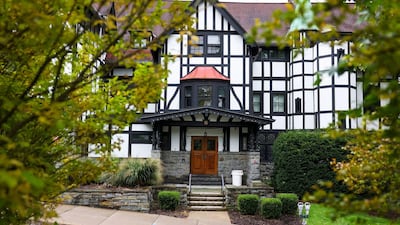 Qué se sabe sobre la presunta violación grupal a una estudiante en una fraternidad de la prestigiosa Universidad de Cornell