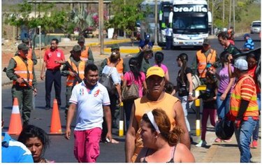 'Caminos verdes' afloran en clausurada frontera entre Colombia y Venezuela