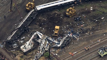 Sistema automático habría impedido descarrilamiento de tren en Filadelfia