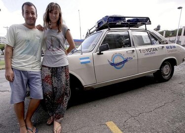 La vuelta al mundo en un auto de 1974