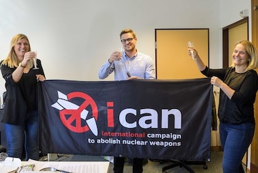 Campaña contra las armas nucleares gana el Nobel de la Paz