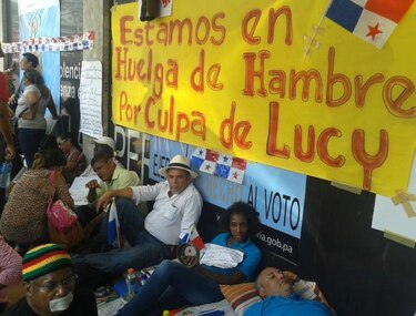 Huelga de hambre de docentes en la Defensoría