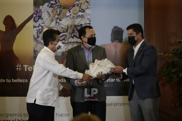 Cámara de Comercio conmemora los 34 años de la fundación de la Cruzada Civilista; recuerdan a las víctimas de la dictadura