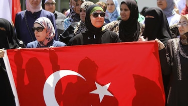 Turquía aborta intento de golpe de Estado militar que causa 265 muertos