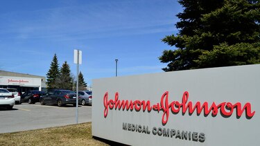 Johnson & Johnson condenado a pagar $8 mil millones por efectos de medicamento