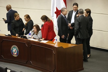 La Asamblea frente al espejo: retos urgentes en el nuevo periodo legislativo